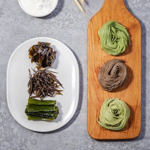 완도 해초 국수 세트 500g x 3종 다시마, 톳, 미역 해조국수 국수용 분말스프