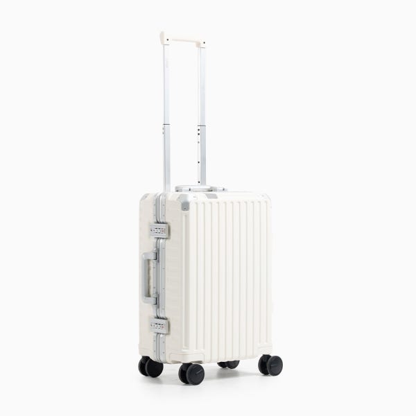주식회사 코르딕스 코르딕스 론 55cm(20인치) 캐리어 기내반입 가벼운