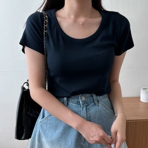 유넥티셔츠 쫀득 세미 크롭 슬림핏 딥 유넥 반팔티