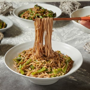 들기름막국수 공격수셰프 메밀 들기름 비빔면 밀키트 2인분 464g