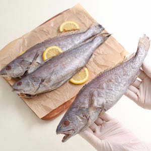특대 반건조 국산 민어 300g x 4팩 손질 민어 HACCP위생환경 생산
