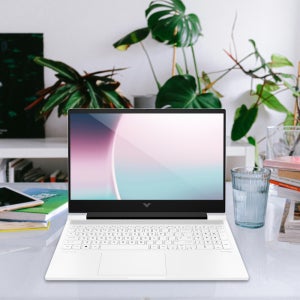 HP 라이젠7 AMD 8000 RTX4060 OS미탑재 1TB 32GB 게이밍 작업용 빅터스 16-S1121AX 화이트색상