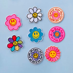 데이지꽃 와펜 8개 세트 유니폼꾸미기 열접착 스티커 의류 리폼 벨크로 패치 동대문