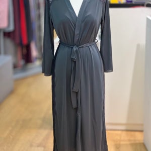 바바라 베가스무스 레이스 로브가운 AGW4580R