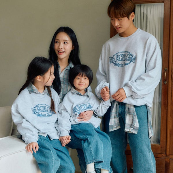 패밀리룩 가족 맨투맨 가을 티셔츠 사진 의상 시밀러 맘 커플룩 돌 촬영