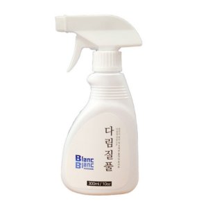 옷에 풀 먹이기 세탁 옷 다림 풀 주름 스프레이 뿌리는 다리미