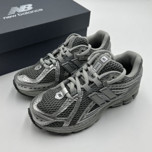 (국내매장판) 뉴발란스 1906R 운동화 1906REH 런닝화 메탈릭실버 하버그레이
