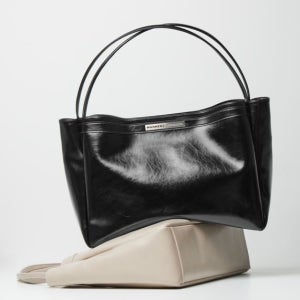 마르헨제이 케시백 보부상 노트북 수납 비건레더 빅백 2컬러