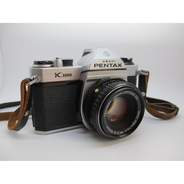 펜탁스 K1000 수동 초점 SLR 필름 카메라와 50mm 렌즈 (리뉴얼) 116745