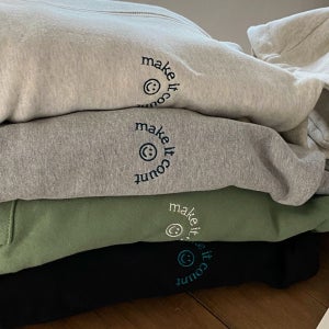 데일리 곡물라떼 스마일 후드 집업