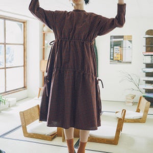 [원더플레이스 꼬모니노즈] W LONG SLEEVE CHECK ONE-PIECE [RED]