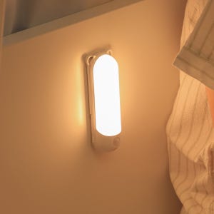 모락 넬리 LED 이브 무선 자석 충전식 화장실 현관 직부등 센서등 MR-NELLI08