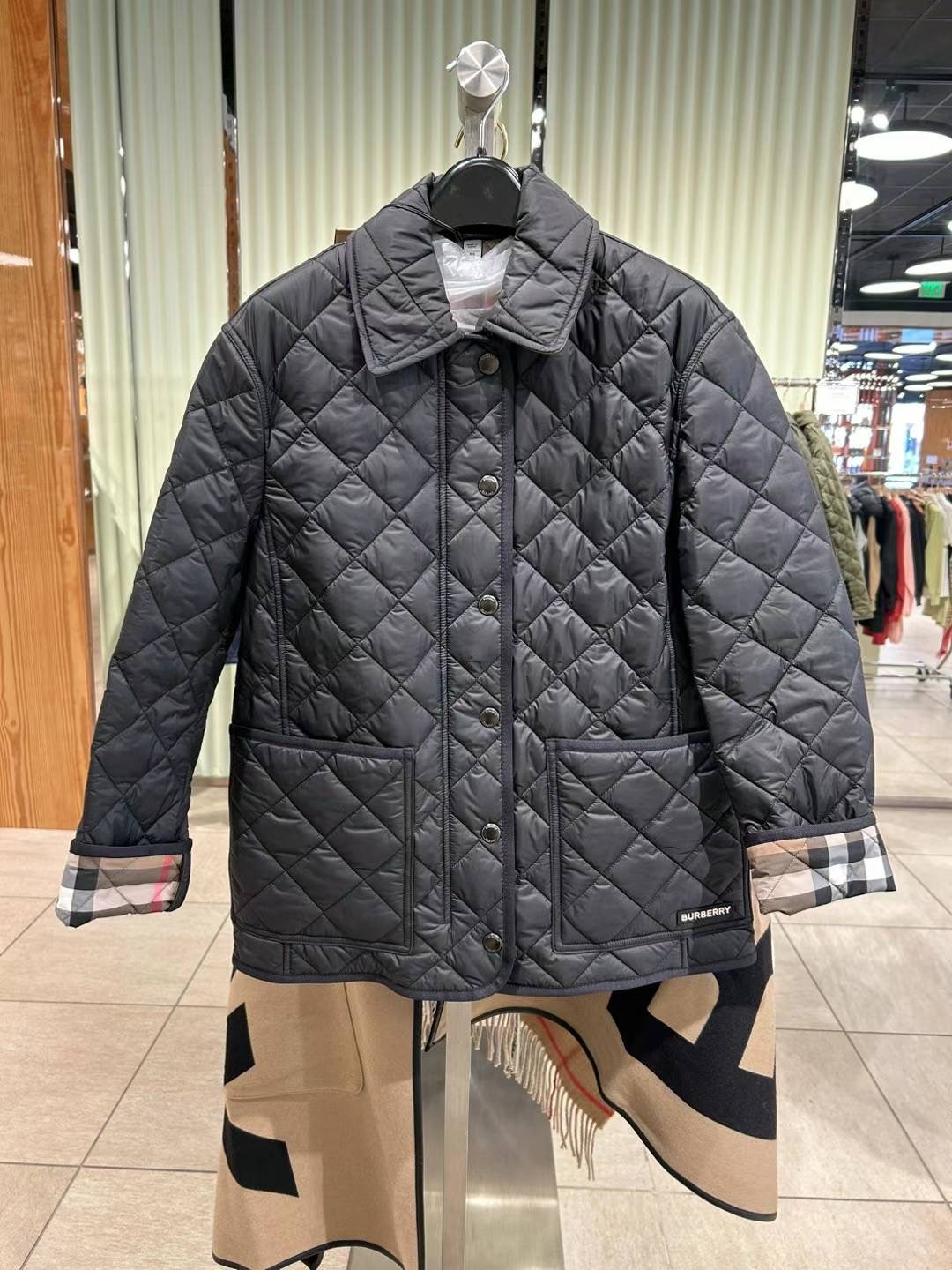 [관부가세포함] 버버리 DALRY 달리 여성 퀼팅자켓 80841941 80841961