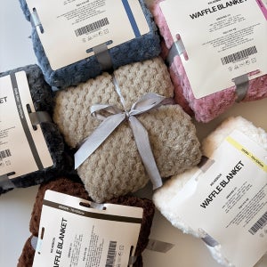 (1+1)와플 극세사 무릎담요 차량용 미니 사무실 차량 어깨 담요 70x100cm