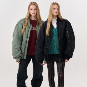 [제너럴아이디어 UNISEX] 후디 플라이트 봄버 자켓 [2COL] / SBD3U07001