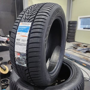 255 60 18 윈터 한국타이어 아이셉트 에보3 W330A 2556018