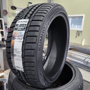 275 40 19 금호 윈터크래프트 WP72 타이어 2754019