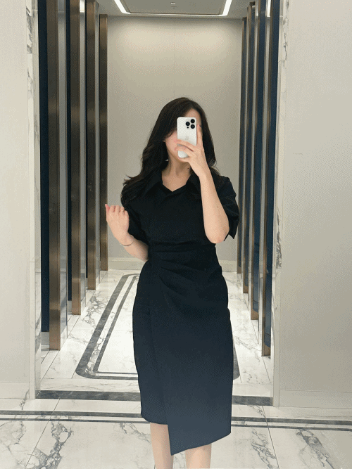로렌 셔링 포인트 클래식 블랙 미디 원피스