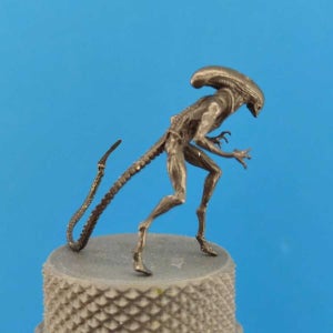 에일리언 황동 미니피규어 alien copper figure