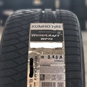 금호 윈터 크래프트 22년47주 245/50R19 WP72