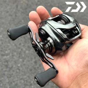 다이와 24 스티즈 SV TW 100 우핸들한국다이와정공 배스 베이트릴 우핸들