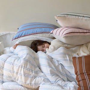 [NEW컬러 출시] 깊게자요 스트라이프 극세사 차렵이불 베개세트 헬싱키 SS