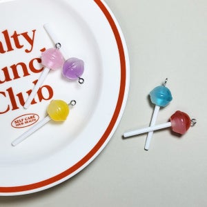 1P 막대사탕 롤리팝 모양 펜던트 파츠 키링 재료 악세사리부자재 열쇠고리 키홀더 가방꾸미기