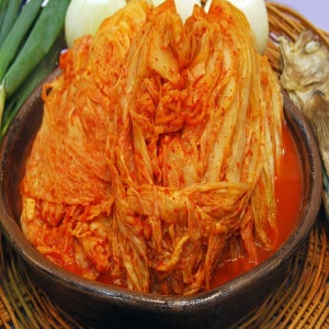 청우 맛있는 수입 숙성 묵은지 묵은 김치 업소용 중국산 10kg, 1개