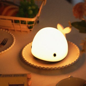 덱스탑 꿈꾸는 실리콘 무드라이트 무선 RGB 수유등 수면등 무드등 고래