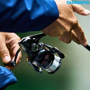 시마노 24 반포드 C2000S 스피닝릴 윤성보증