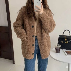 멋퀸 하프 오버핏 부클 양모코트 울100 리얼 양털코트 퍼 뽀글이 반코트