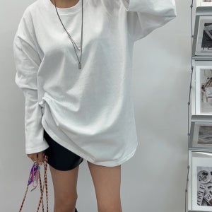 도톰 10수 힙덮는 레이어드 이너 트임 박스 긴팔티(2컬러)