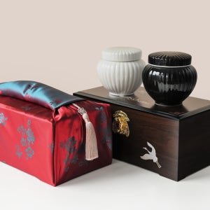 천연 벌꿀 도자기 꿀 상견례 고가구 선물세트 700g 2구