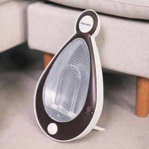 하우스웰 석영관 미니 난로 캠핑용 사무실 발난로 히터 H600