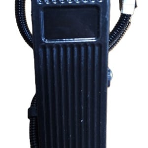 구형타입 메가트럭 와이드캡 E에어로타 글로벌900 전자악셀페달 327106A502 악셀페달