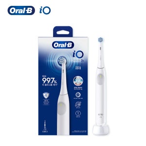 [신제품] 오랄비 iO2 전동칫솔 화이트 + 리필모 2입