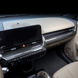 더뉴 아이오닉5 페이스리프트 튜닝 카본 몰딩 대쉬보드 프레임 커버 용품