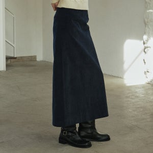 [엽페] [M SIZE 11/6 예약배송] 코듀로이 라인 스커트 네이비
