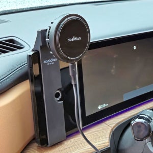 옵시디언 싼타페 신형 MX5 전용 QI2 e쿨링 핸드폰 고속 무선충전거치대 갤럭시 아이폰 맥세이프 펠티어 CT-MW9PE+CT-HCH05