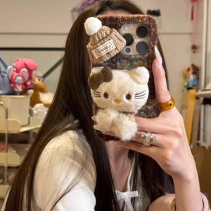 추운 겨울 털모자 털장갑 풀장비 키티 Y2K 아이폰케이스 귀여운아이폰케이스 아이폰 15 14 13