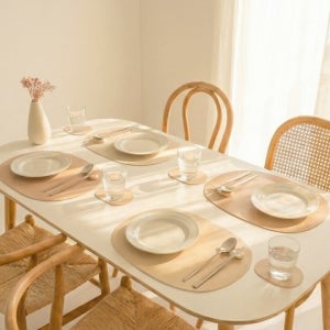 디아르 국내산 플래티넘 실리콘 식탁 매트+수저받침 4인 테이블 유리 대용 보호 패드