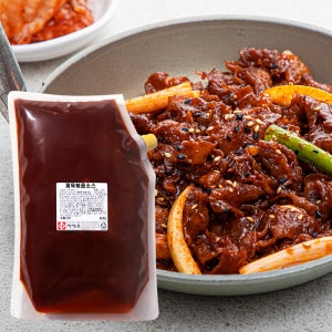씨에프 제육볶음 소스 2kg 식당 대용량 두루치기 양념장 불고기
