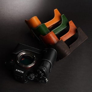 소니 Sony A7R4 카메라 소가죽 속사케이스 호환