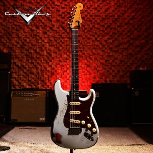 펜더 커스텀 Fender USA Custom Shop S21 LTD 61 Stratocaster Heavy Relic FASNB/3TS (923-1013-166)