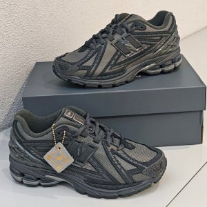 뉴발란스 1906R 그레이 메탈릭 블랙 체크 M1906RHX 남녀공용 한정판 운동화