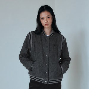 [오아이오아이컬렉션] 클래식 헤링본 바시티 자켓 [GREY]