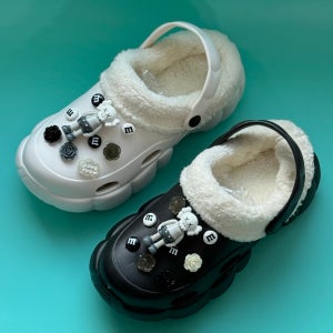 가벼운 겨울슬리퍼 크록스스타일 털실내화