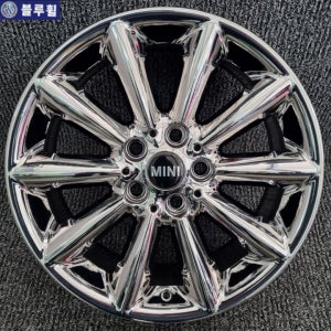 BMW 미니 클럽맨 F54 17인치 크롬 순정 휠 (한대분 4개) 품번 6856045