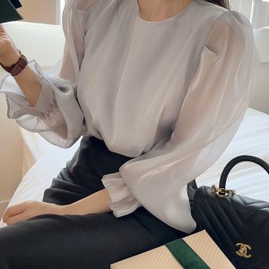페이브 엘렌 퍼프소매 새틴 글로시 블라우스 4color 데이트 하객 연말파티룩 fave
