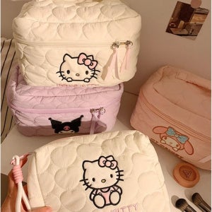 귀여운 산리오 마이멜로디 KT키티 쿠로미 휴대용 대용량 세면 여행용 파우치